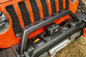 Jeep Wrangler Bumper - Front - Rugged Ridge - Venator Stubby with Overrider - Black - `18-`22